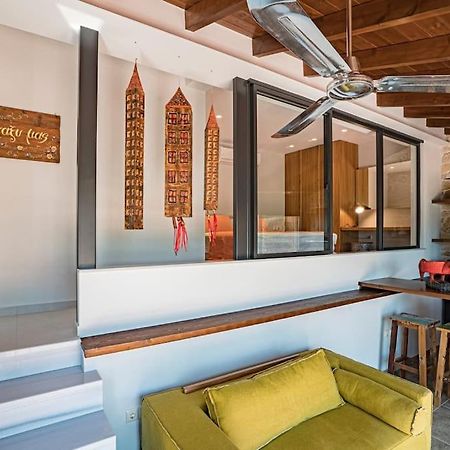 Sea And Sun Metaxy Mas, Brand-New, Beachfront ! Chania  Bagian luar foto