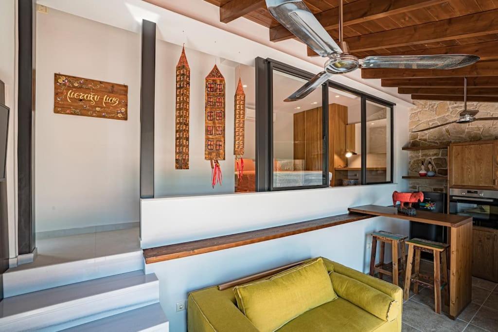 Sea And Sun Metaxy Mas, Brand-New, Beachfront ! Chania  Bagian luar foto