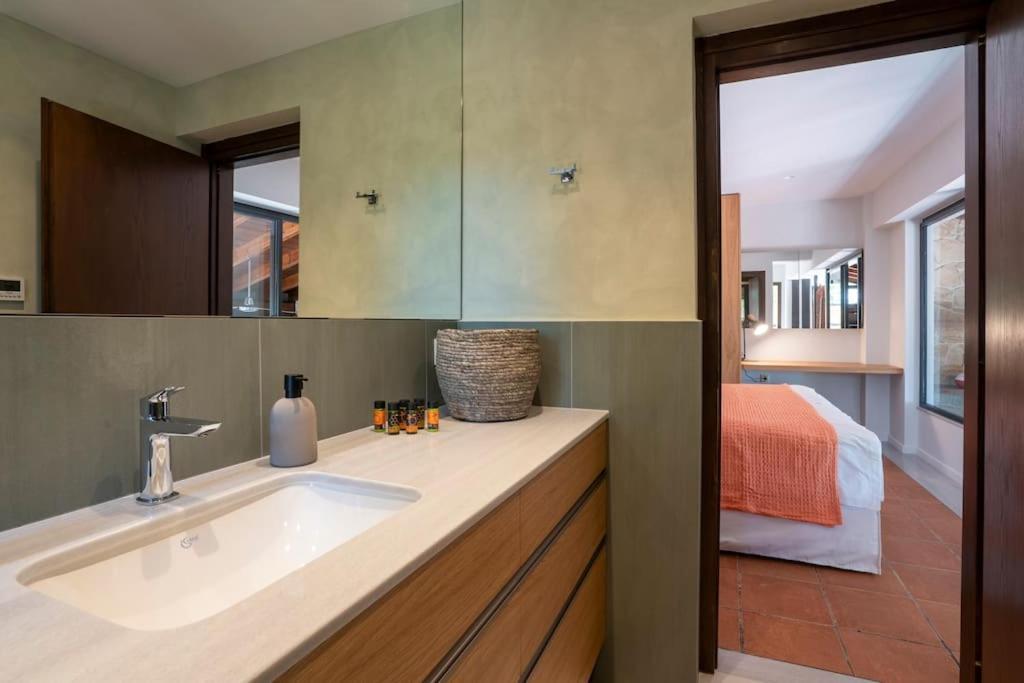 Sea And Sun Metaxy Mas, Brand-New, Beachfront ! Chania  Bagian luar foto