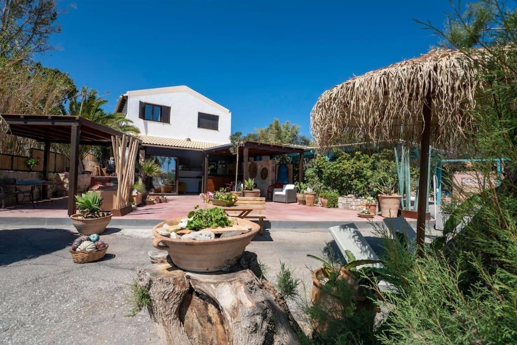 Sea And Sun Metaxy Mas, Brand-New, Beachfront ! Chania  Bagian luar foto