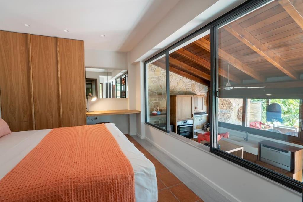 Sea And Sun Metaxy Mas, Brand-New, Beachfront ! Chania  Bagian luar foto